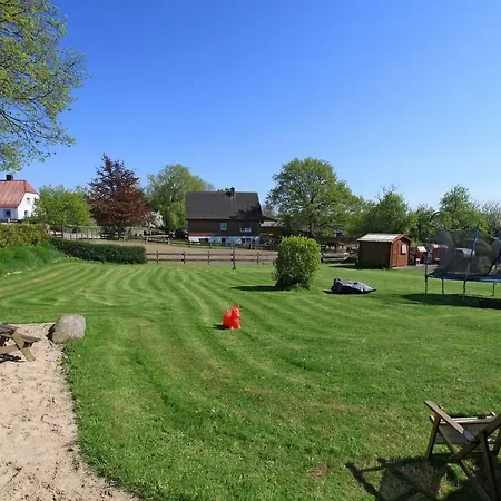 Berger-gaestehaus-links Appartement Blekendorf